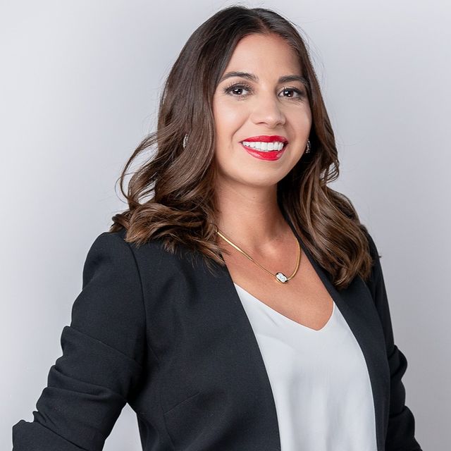 Alejandra  Munizaga Salinas, Psicólogo Punta Arenas