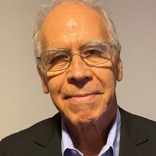 Dr. Fernando Torres Abello