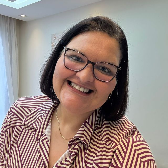 Amanda Santos, Psicanalista Osasco