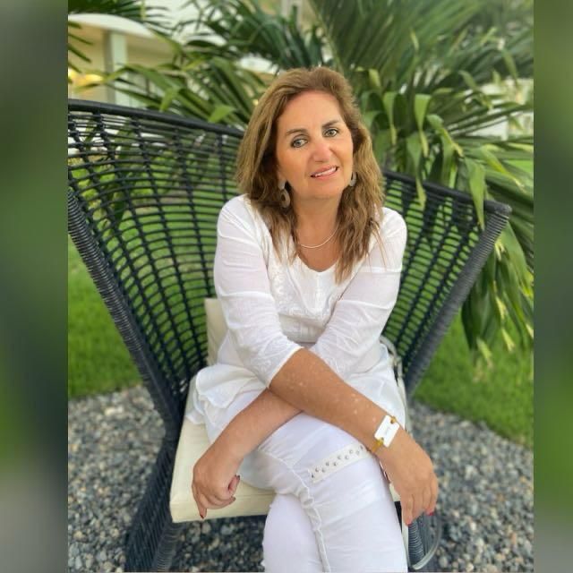 Mabel Roca Astete, Psicólogo Los Ángeles