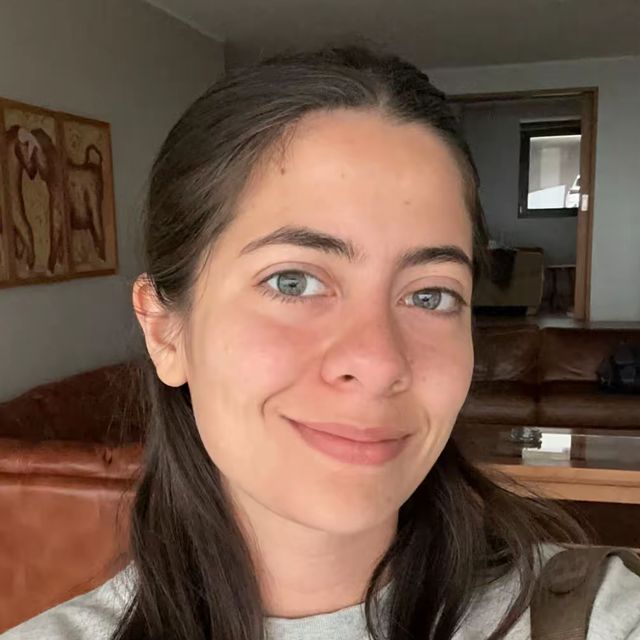 Fernanda Medina Navarrete, Psicólogo Los Ángeles