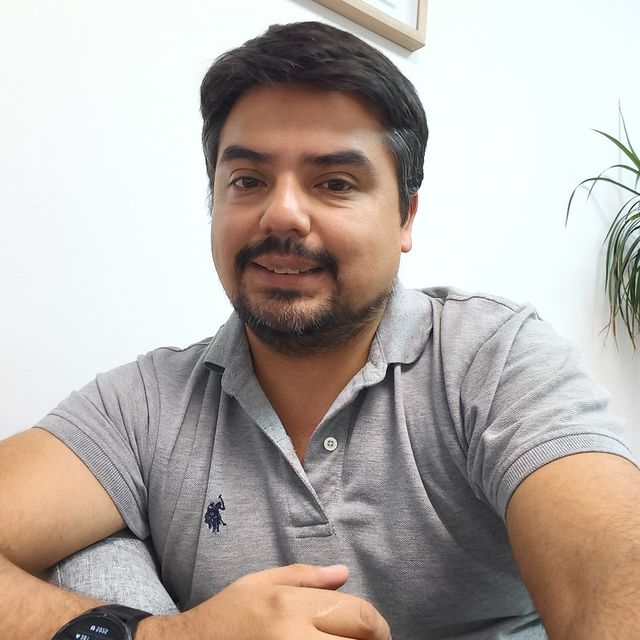 Ariel Esteban Peña Pizarro, Psicólogo Providencia