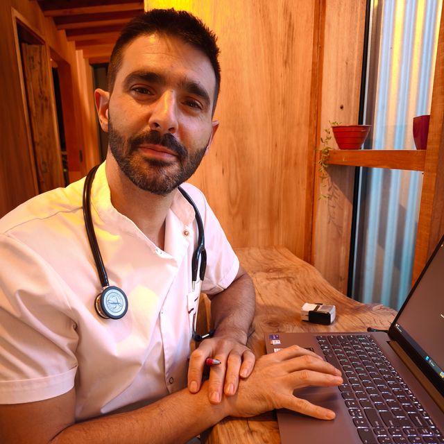 José Raquiar, Médico clínico La Plata