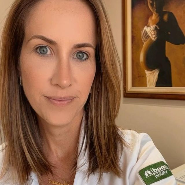 Mariana Pereira Partele ., Ginecologista Vitória