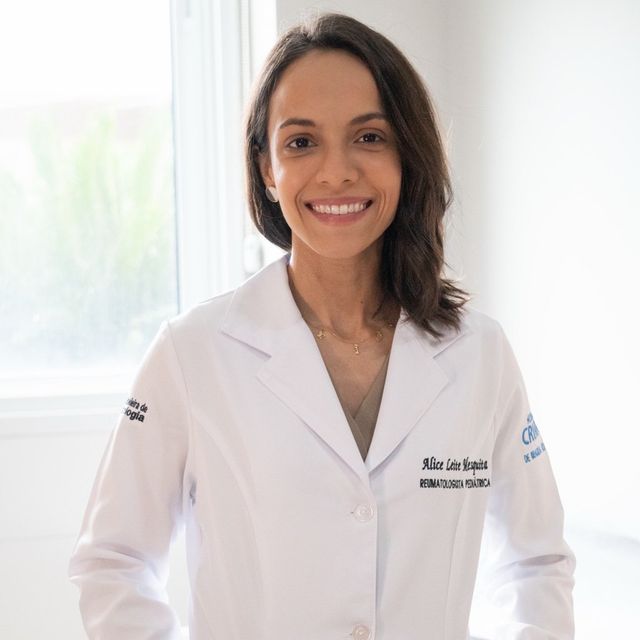 Alice  Leite Mesquita, Reumatologista pediátrico Anápolis