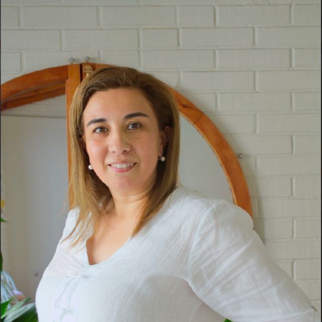 Paula Santander, Psicólogo Talca
