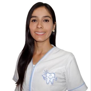 Acercar imagen: Patricia Cabanillas Arriaga, Dentista Chorrillos