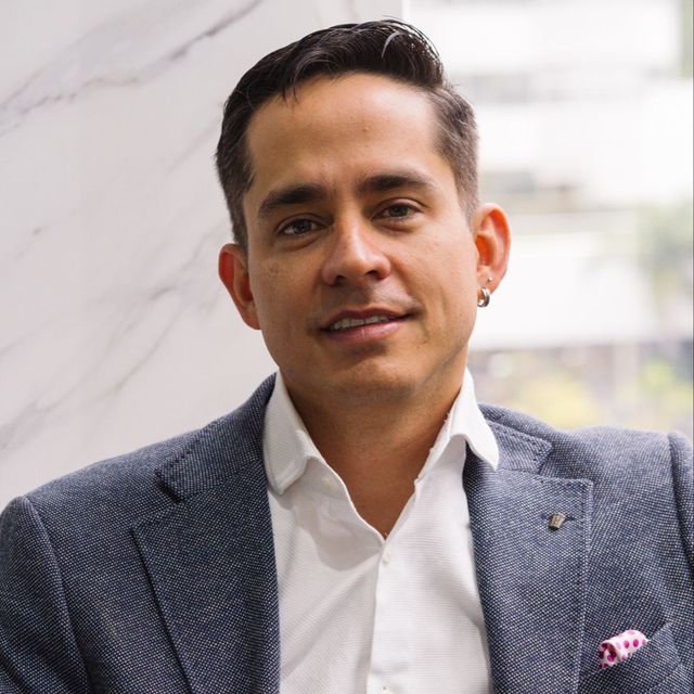 Michel Gallego, Cirujano plástico Medellín