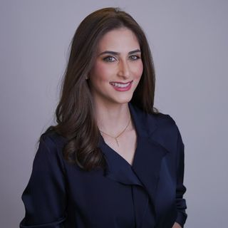Elizabete Amaral, Dentista Recife