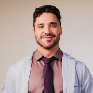 Murilo Luis  Quarteiro , Ortopedista - Traumatologista Matão