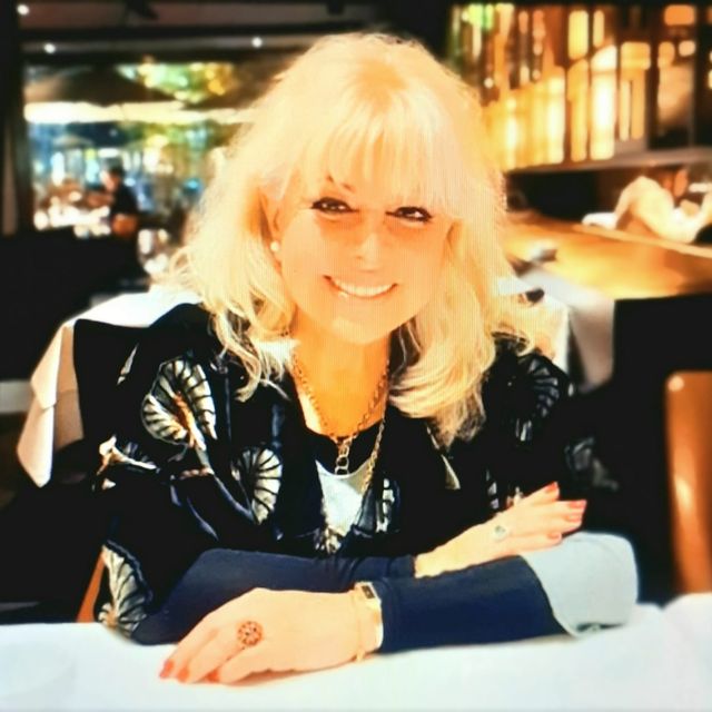 Eva  Miranda Cabezas , Psiquiatra Santiago