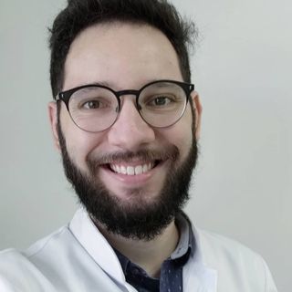 Ampliar imagem: Ramiro Martins Quintana, Dentista Porto Alegre