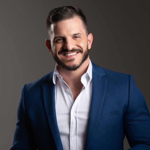 Vitor Rasseli Dalla Bernardina, Nutrólogo Vitória