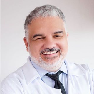 Ampliar imagem: Eduardo Estanislau, Neurocirurgião São José dos Campos