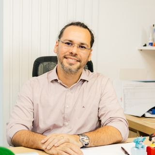 Dr. Erik Anderson