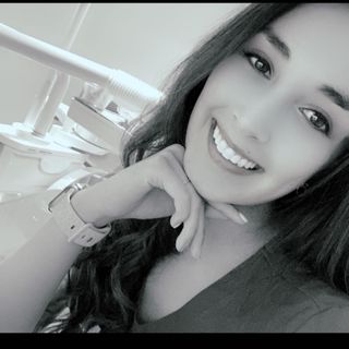 Acercar imagen: Sophia Toro Morales, Dentista Valdivia