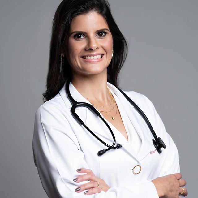 Fabiana Mendonça, Reumatologista Campinas