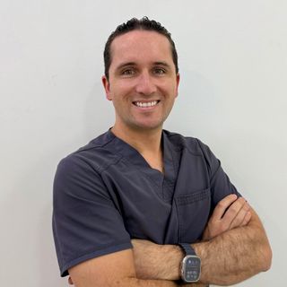 Dr. Diego Morales Concha