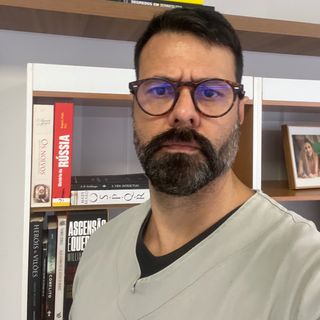 Dr. Ed Lozi Rodrigues