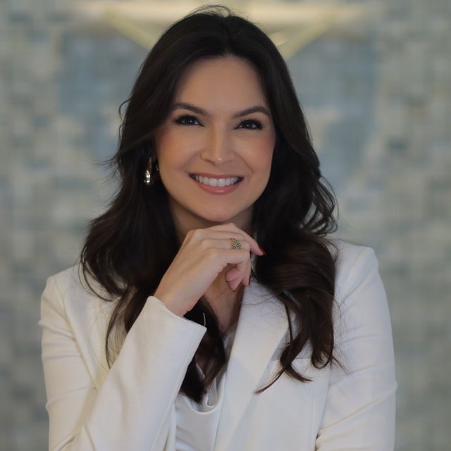 Adriana De Oliveira Praxedes, Dermatologista Natal