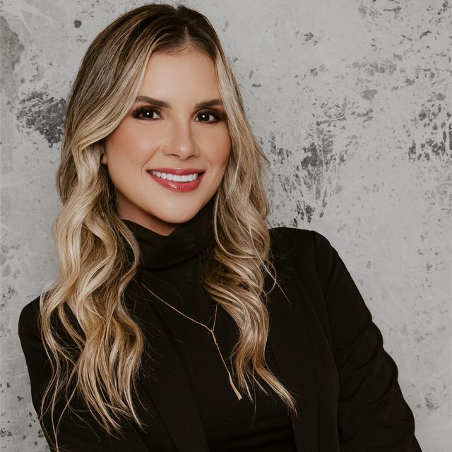 Cinthia Coelho, Psiquiatra Criciúma