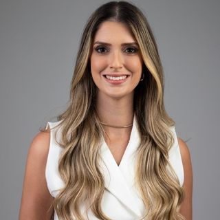 Dra. Elisa Ferreira Soares