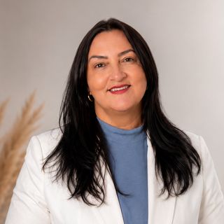 Dra. Daniela Vieira Cinquine Fontoura