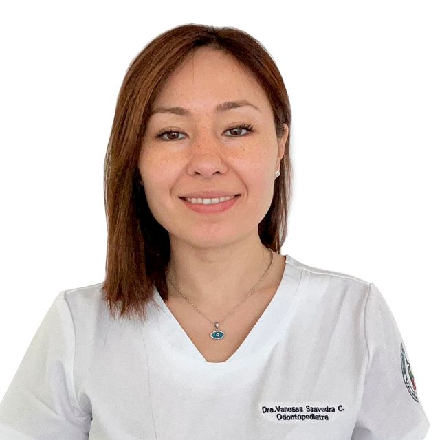 Vanessa M. Saavedra Casanova, Dentista Santiago