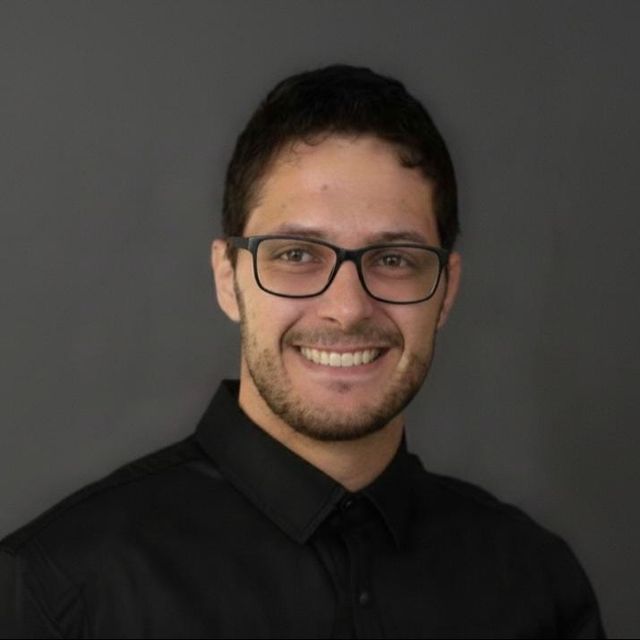 Fernando Cordeiro Camargo, Dentista São José Dos Pinhais