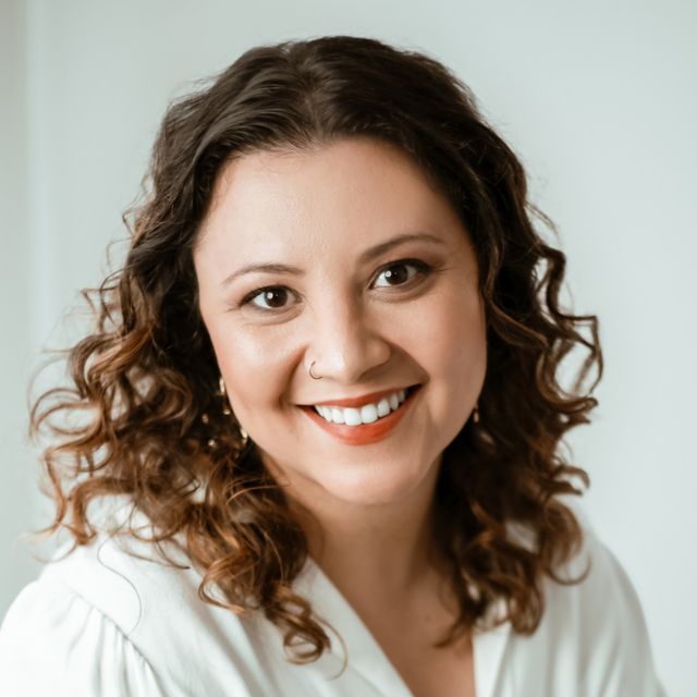 Stéfanie Bernardes, Psicólogo Taubaté
