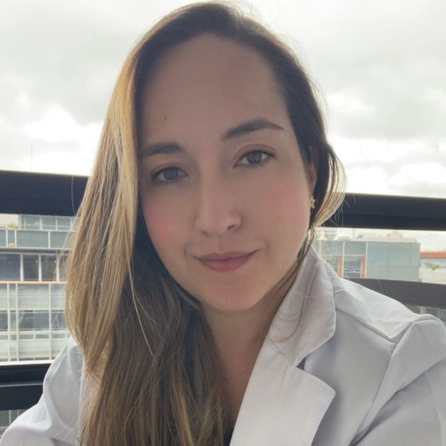 Andrea Rovira, Médico general Bogotá