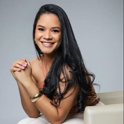 Camila Lopes, Psicólogo Irecê