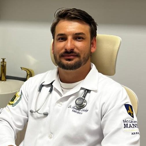 Fernando Ancilago ., Médico clínico geral Itapema