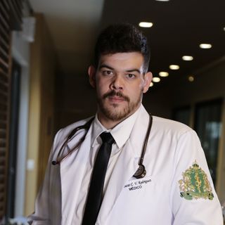 Ampliar imagem: Lucas de Carvalho Vilela Rodriguez, Psiquiatra Poços de Caldas