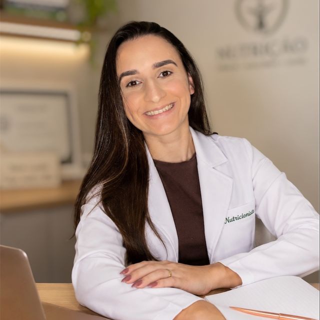 Nathany Favaro, Nutricionista Magé