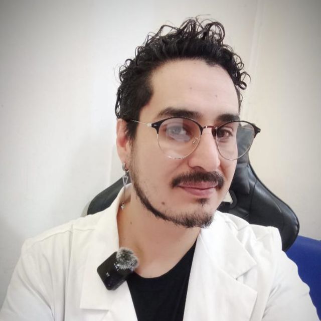 Oriel  Rojas, Kinesiólogo Copiapó