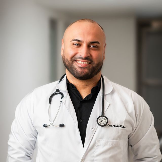 Luis Antonio Acuña, Cardiólogo pediátrico Barranquilla