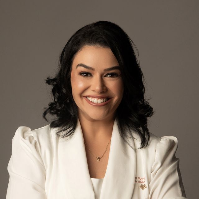 Lívia Pellegrino Maria, Especialista em Medicina Estética Francisco Beltrão