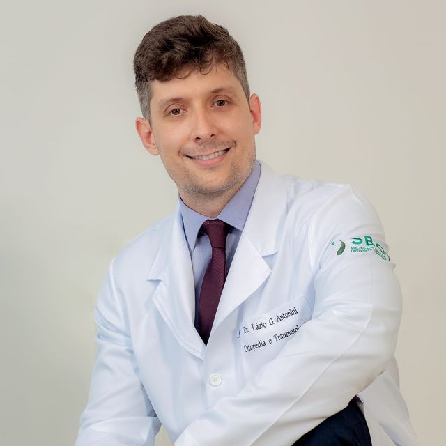 Lázio Guimarães Antonini, Ortopedista - Traumatologista Catalão