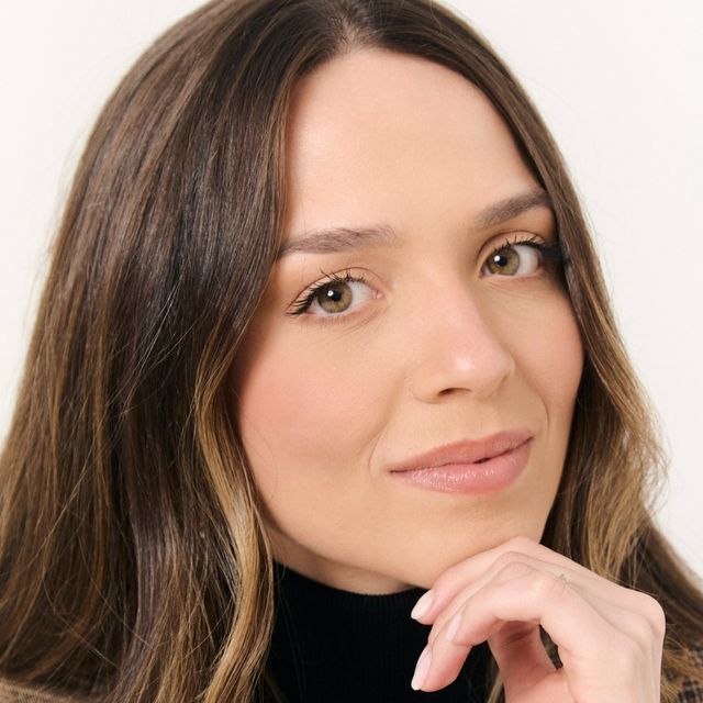 Laura Brandão de Proença , Especialista em Clínica Médica Curitiba