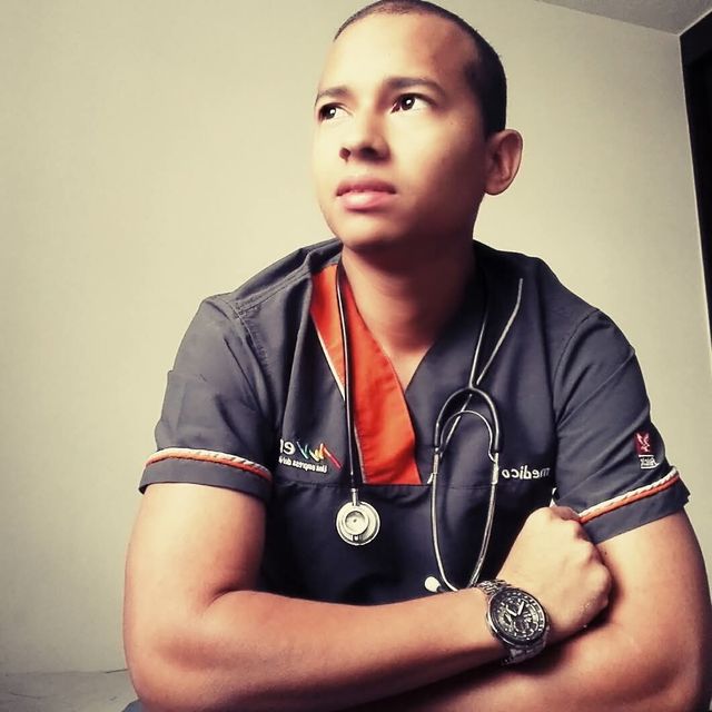 John Díaz, Médico general Medellín