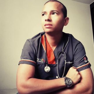 Acercar imagen: John Díaz, Médico general Medellín