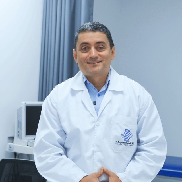 Rogelio Enrique Figueredo Vélez, Cirujano general Bucaramanga