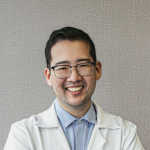 Hugo Akio Hasegawa, Neurocirurgião Curitiba