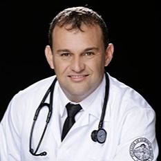 Giuliano  Alves, Médico clínico geral Formiga