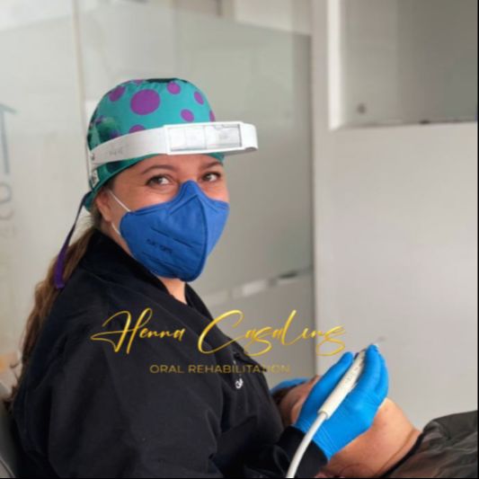 Henna Casalins Alvarez, Odontólogo Bogotá