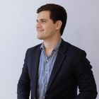 Dr. Matheus Nehrer  Rodrigues