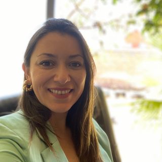 Acercar imagen: Karen Villagrán Saavedra, Fonoaudiólogo Coronel