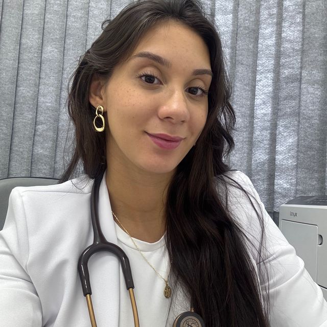 Maria Julia Soares, Médico clínico geral Cotia