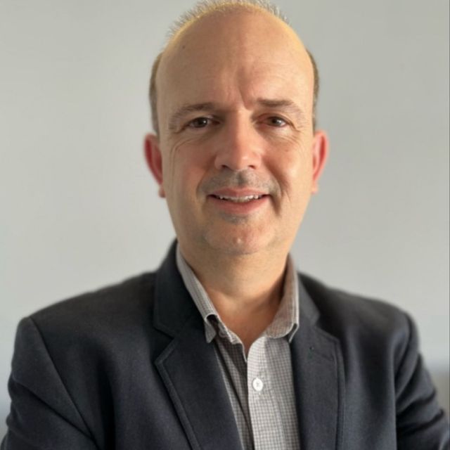 Jorge Luiz Amorim Corrêa, Neurocirurgião Rio de Janeiro